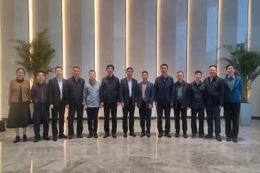 中北大學校長陳錢一行蒞臨擎華參觀指導